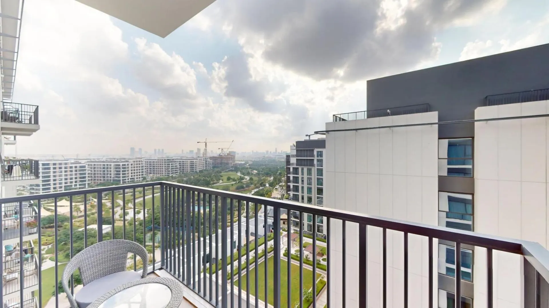 Pvh - Dubai Hills Executive Residences 2Br