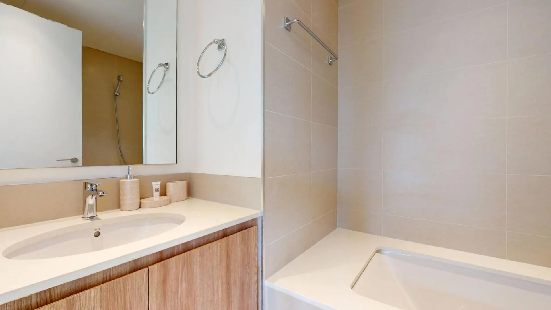 Pvh - Dubai Hills Executive Residences 2Br 0*,  United Arab Emirates